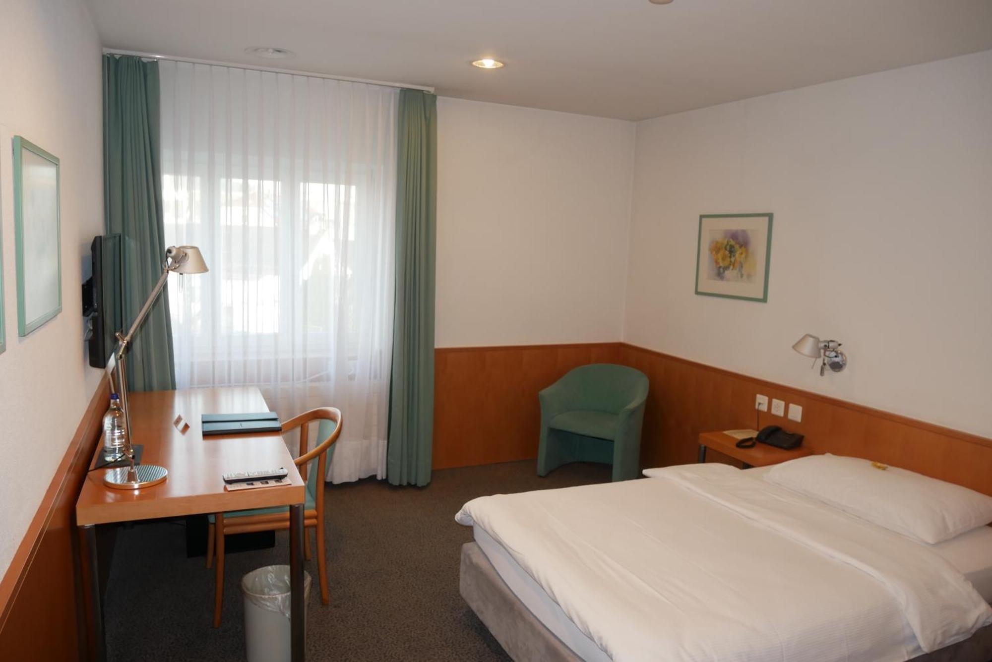 Hotel Schwanen Wil Bagian luar foto